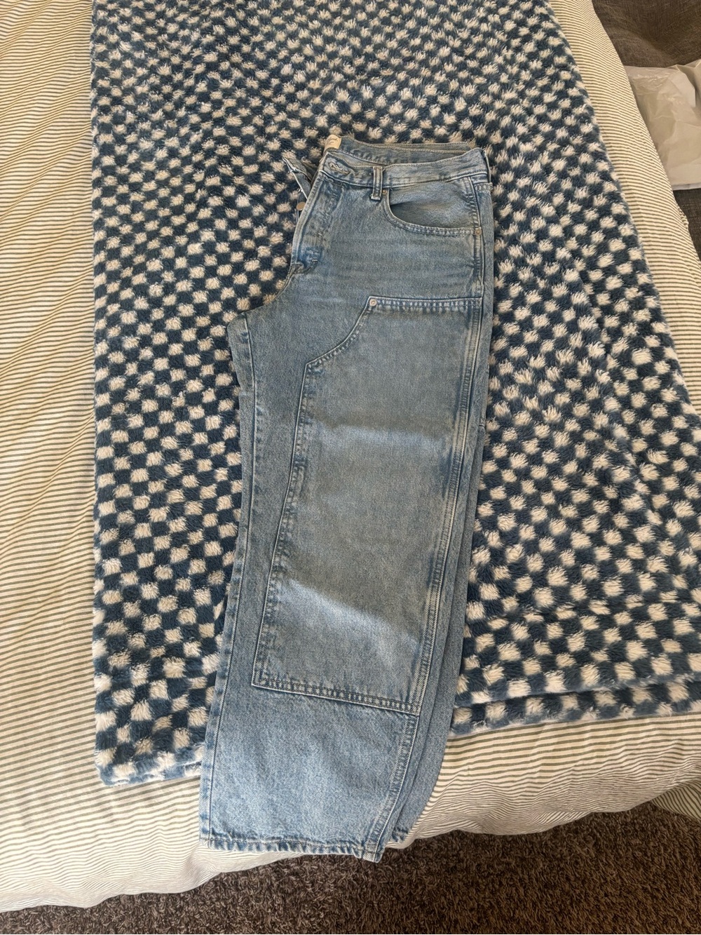Universal Thread Light Blue Boyfriend Carpenter Jeans